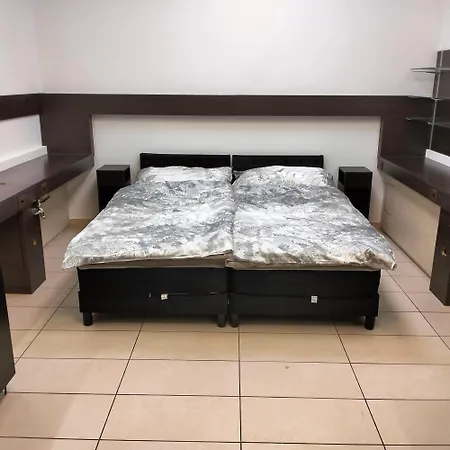 Business And Jacouzzi In * Лозана