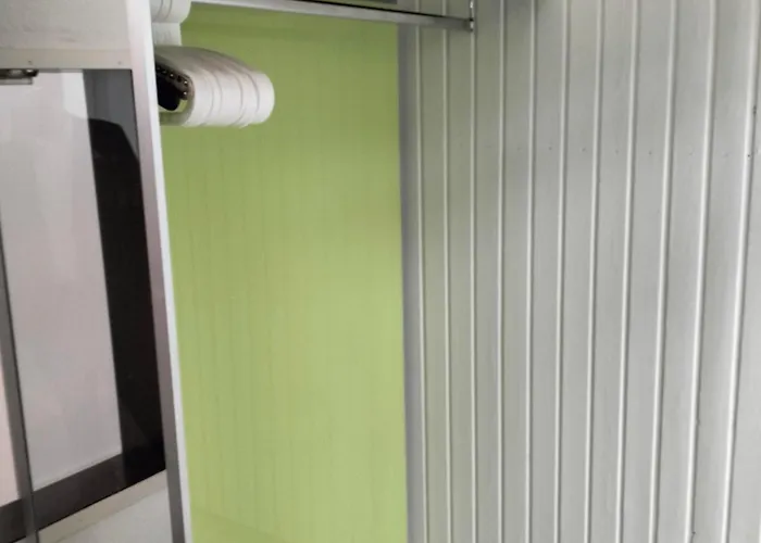 Business And Jacouzzi In *